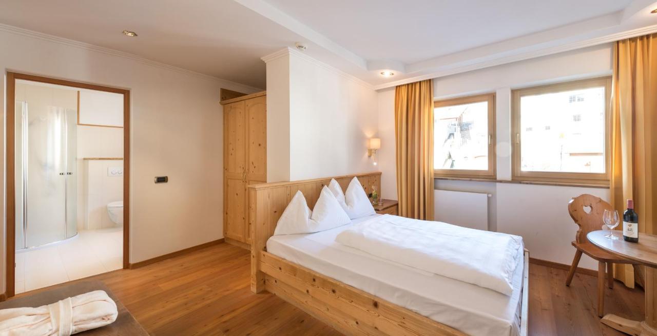 Hotel Ueberbacher Laion Esterno foto