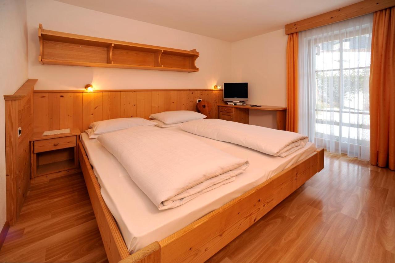 Hotel Ueberbacher Laion Esterno foto